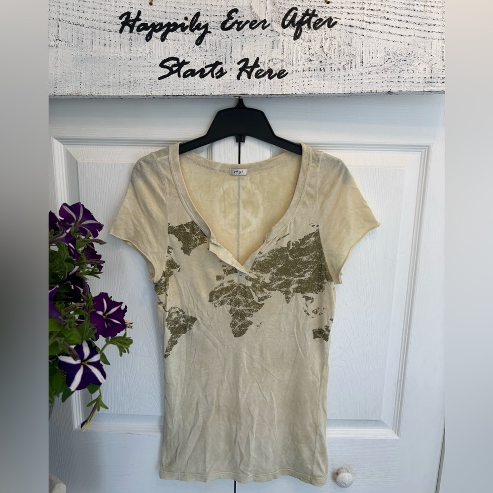 Yogi Cream World Map Print Tee - No Size: Fits Like a Women’s Medium
